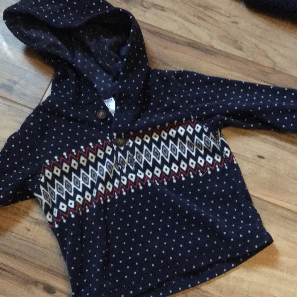 Soft fleece long sleeve top with hoodie